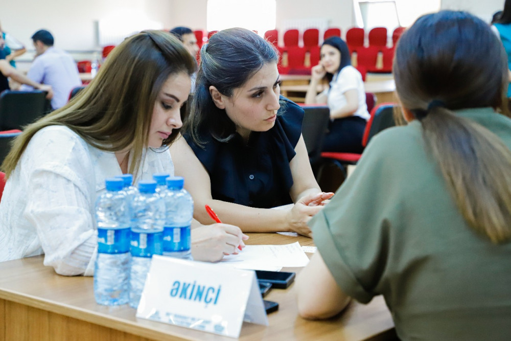 Naxçıvanda media nümayəndələri arasında intellekt yarışı keçirilib <font color=red> - FOTOLAR</font>