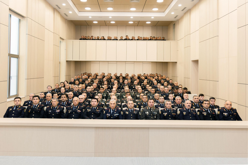 Daxili İşlər Nazirliyində altı ayın yekunları müzakirə olunub<font color=red> - FOTOLAR</font>