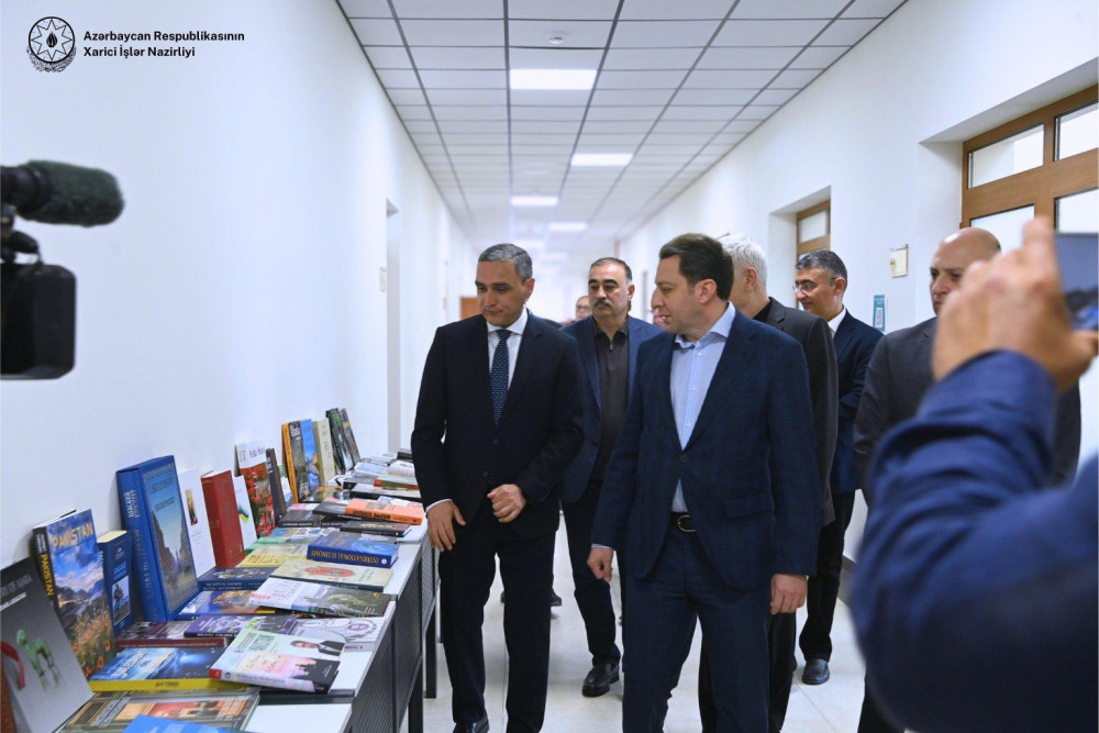 Azərbaycan diplomatları Qarabağ Universitetində xüsusi sessiya keçirib<font color=red> - FOTOLAR</font>