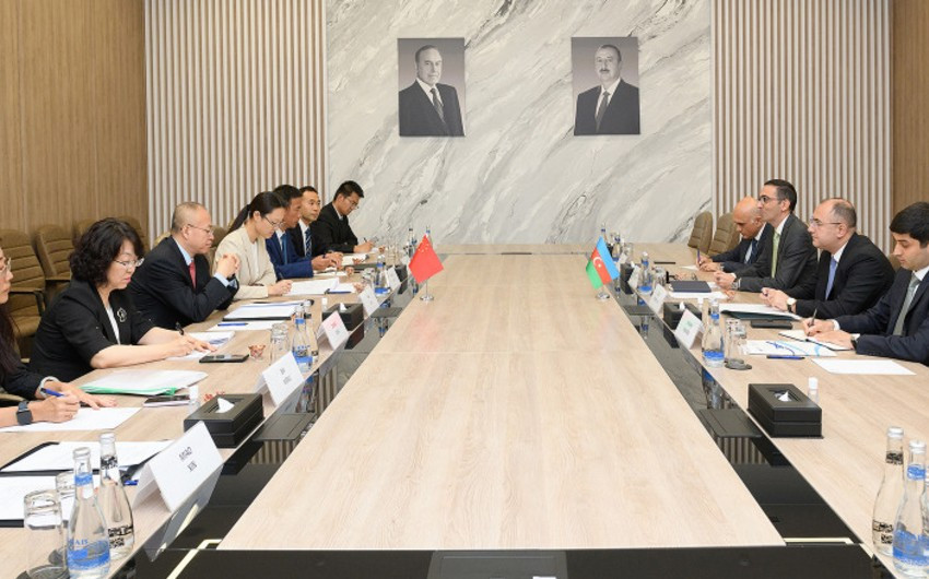 Azərbaycan və Çin mülki aviasiya sahəsində əməkdaşlığa dair sənəd imzalayıb<font color=red> - FOTOLAR</font>