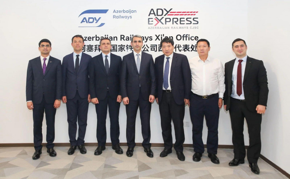 “Azərbaycan Dəmir Yolları” və Çin şirkəti Anlaşma Memorandumu imzalayıblar<font color=red> - FOTOLAR</font>