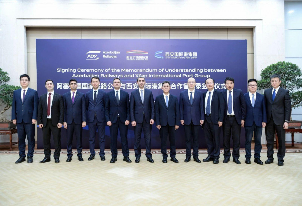 “Azərbaycan Dəmir Yolları” və Çin şirkəti Anlaşma Memorandumu imzalayıblar<font color=red> - FOTOLAR</font>