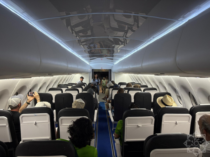 Dünya səyyahları Laçında <font color=red> - FOTOLAR</font>