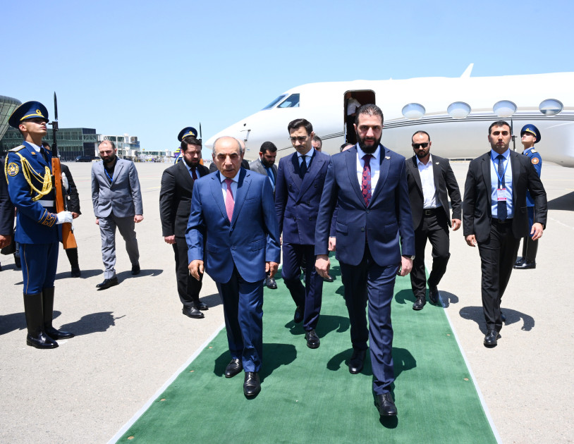 Suriyanın keçid dövrü Prezidenti Əhməd Əl Şaraa Azərbaycana işgüzar səfərə gəlib<font color=red> - FOTOLAR</font>