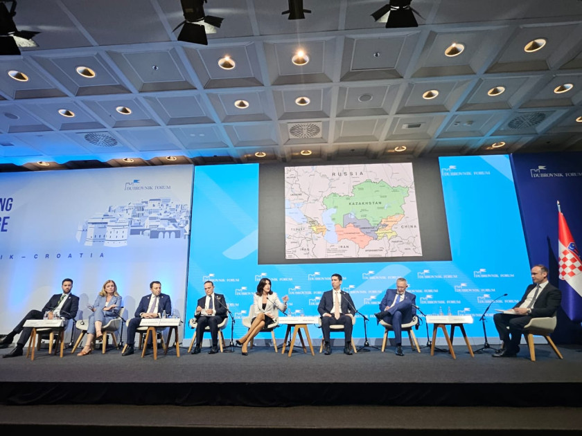 Xarici işlər nazirinin müavini Xorvatiyada beynəlxalq forumda iştirak edib<font color=red> - FOTOLAR</font>