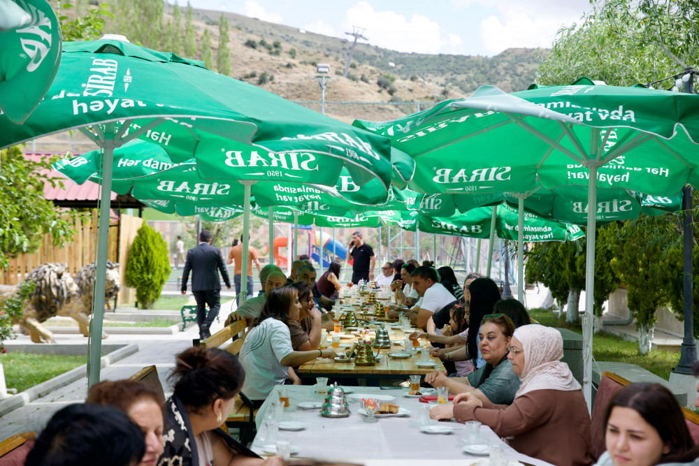 Naxçıvan MR Həmkarlar İttifaqları Şurası üzvlərinin yay istirahəti davam edir <font color=red> - FOTOLAR</font>