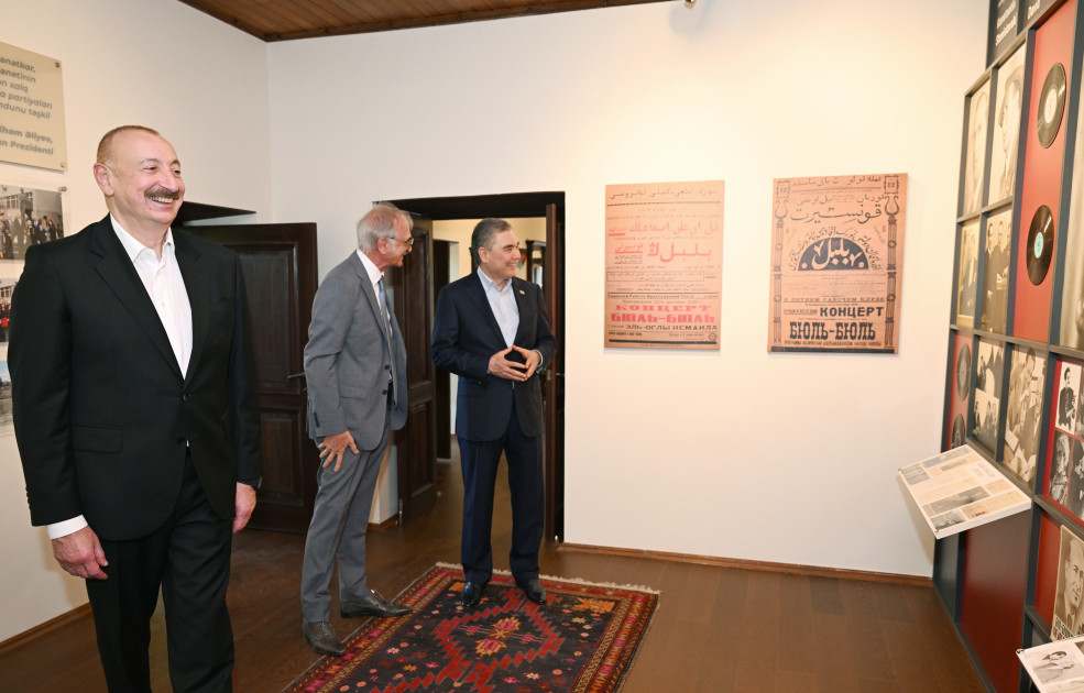 Prezident İlham Əliyev və Türkmənistan Xalq Məsləhətinin sədri Şuşada Bülbülün ev-muzeyində olublar<font color=red> - FOTOLAR</font>