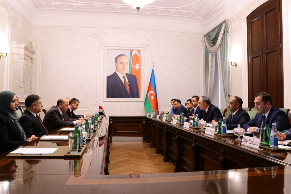 Azərbaycan Prezidenti və Türkmənistan Xalq Məsləhətinin sədri Şuşada Yuxarı Gövhər Ağa məscidini ziyarət ediblər<font color=red> - FOTOLAR</font>