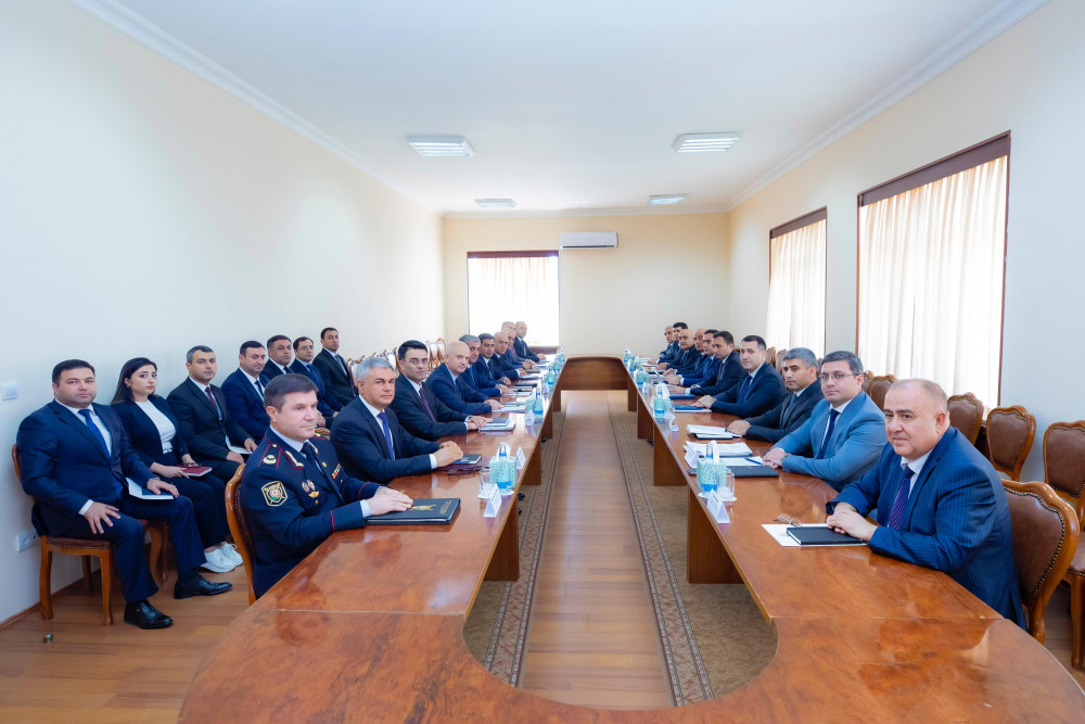 Naxçıvan Muxtar Respublikası Nazirlər Kabinetində 2025-ci ilin altı ayının nəticələrinə dair müşavirə keçirilib <font color=red> - FOTOLAR</font>