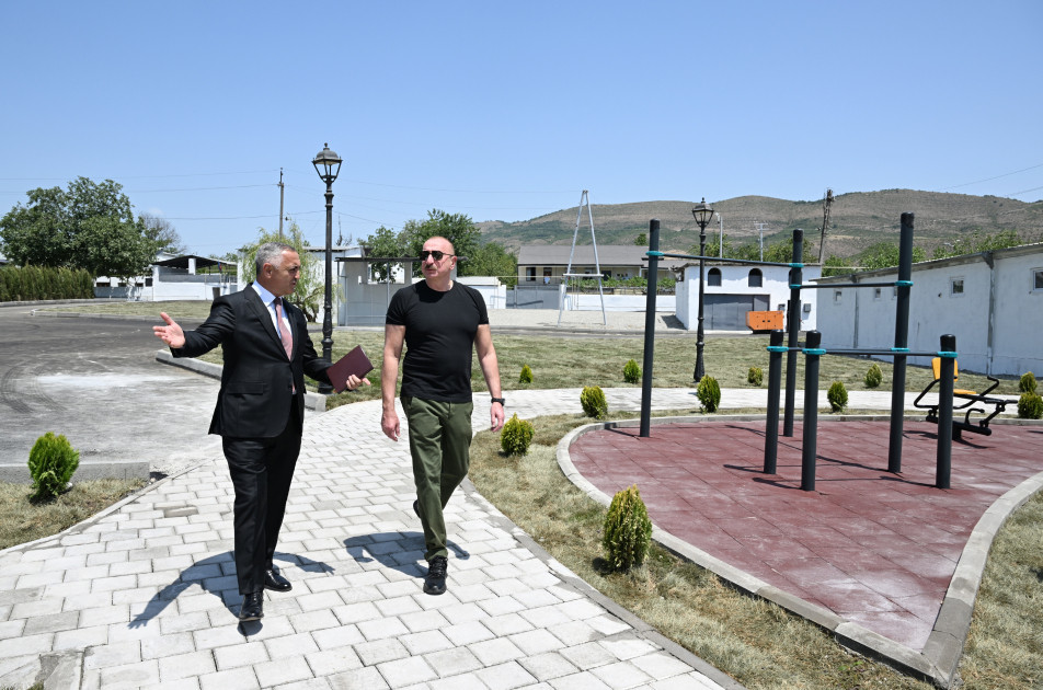 Prezident İlham Əliyev Xocalının Təzəbinə kəndində görülən işlərlə tanış olub<font color=red> - FOTOLAR</font>