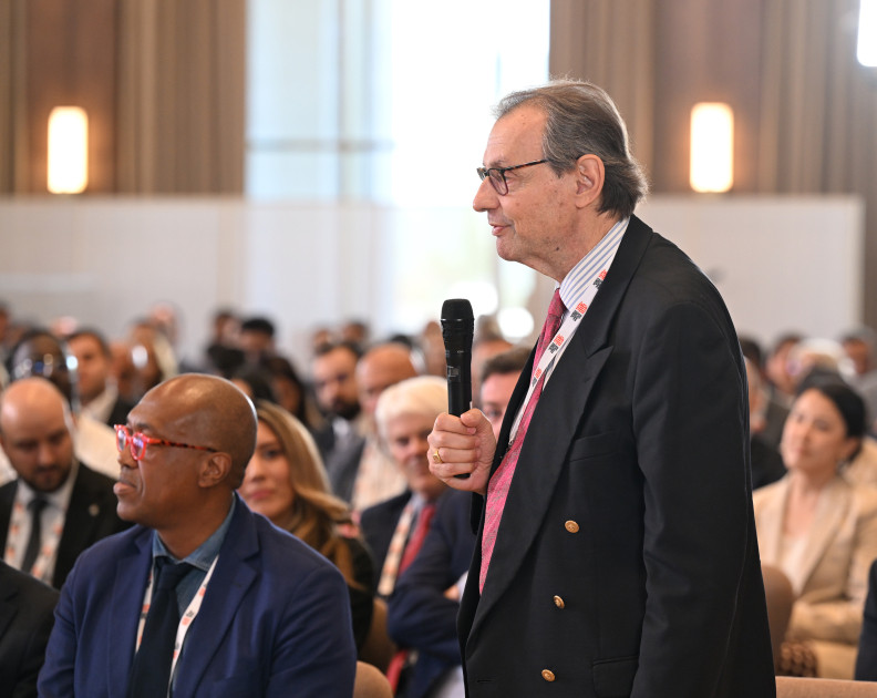 III Şuşa Qlobal Media Forumunun iştirakçıları ilə görüş keçirilir Prezident İlham Əliyev görüşdə iştirak edir<font color='red'> - YENİLƏNİB</font><font color=red> - FOTOLAR</font>