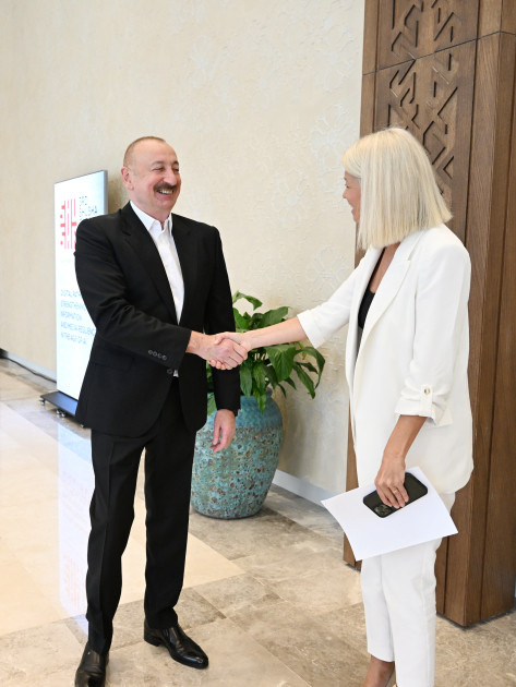 III Şuşa Qlobal Media Forumunun iştirakçıları ilə görüş keçirilir Prezident İlham Əliyev görüşdə iştirak edir<font color='red'> - YENİLƏNİB</font><font color=red> - FOTOLAR</font>