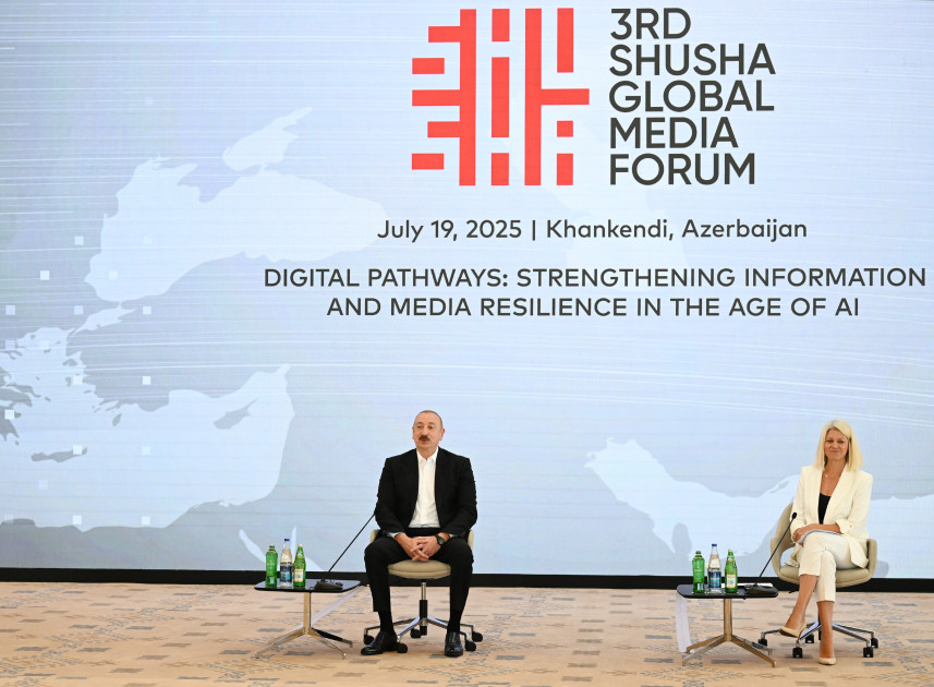 III Şuşa Qlobal Media Forumunun iştirakçıları ilə görüş keçirilir Prezident İlham Əliyev görüşdə iştirak edir<font color='red'> - YENİLƏNİB</font><font color=red> - FOTOLAR</font>