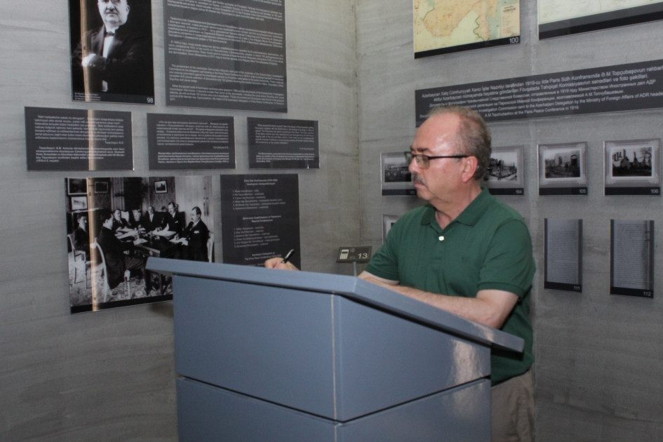 Türkiyə səfiri Quba Soyqırımı Memorial Kompleksini ziyarət edib<font color=red> - FOTOLAR</font>