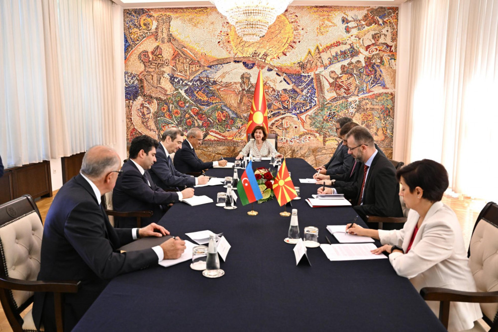 Şimali Makedoniya Prezidenti Mikayıl Cabbarovu qəbul edib<font color=red> - FOTOLAR</font>