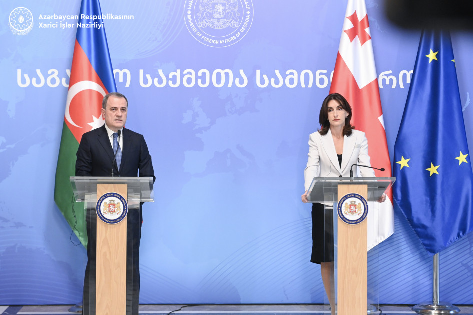 Azərbaycan-Gürcüstan dostluq və strateji tərəfdaşlıq münasibətləri ətrafında fikir mübadiləsi aparılıb<font color=red> - FOTOLAR</font>