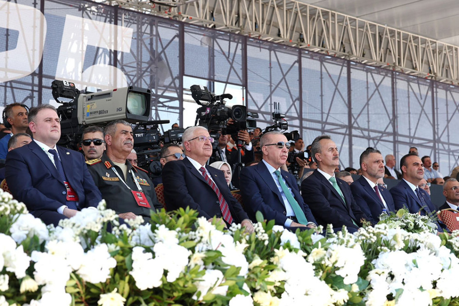 Müdafiə Nazirliyinin rəhbər heyəti Türkiyədə səfərdədir<font color=red> - FOTOLAR</font>