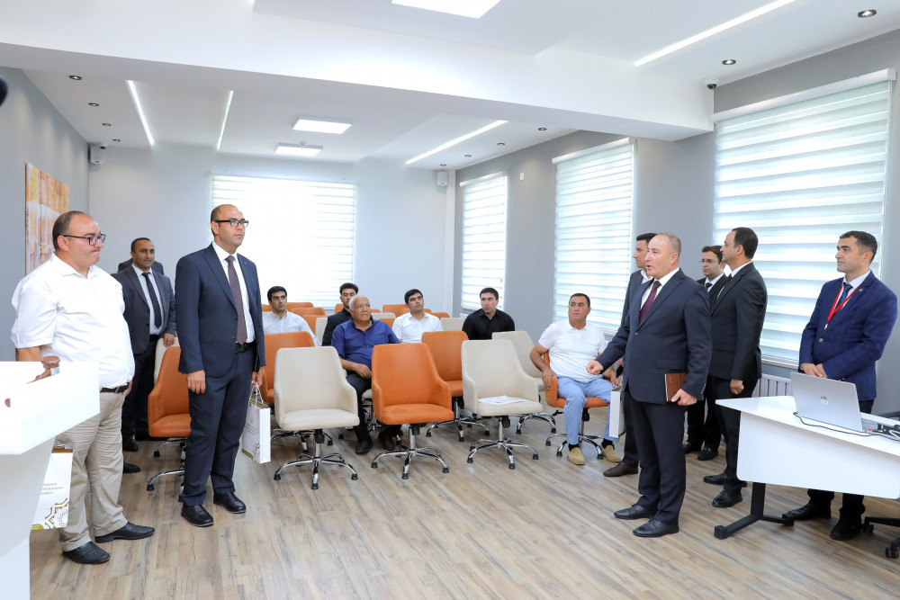 İqtisadiyyat Nazirliyində milli mətbuatın 150 illik yubileyinə həsr olunmuş tədbir keçirilib<font color=red> - FOTOLAR</font>
