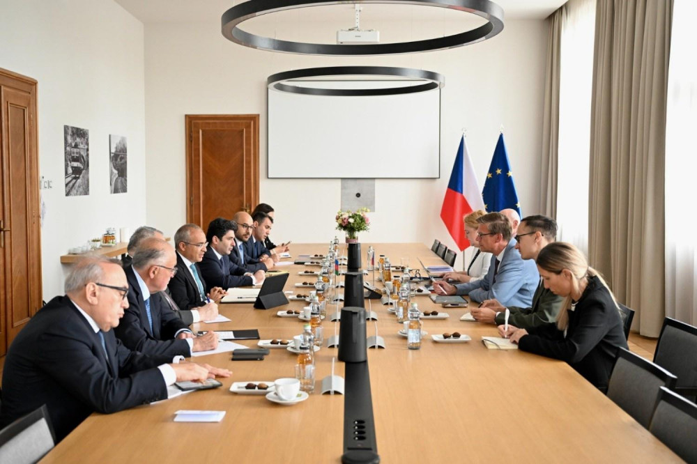 Azərbaycan və Çexiya iqtisadi əməkdaşlığa dair müzakirələr aparıb<font color=red> - FOTOLAR</font>