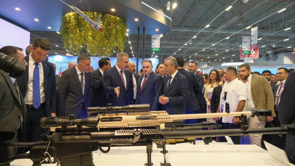 “IDEF 2025” sərgisində müdafiə sənayesi sahəsində fəal müzakirələr aparılır<font color=red> - FOTOLAR</font>