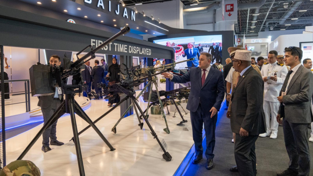 “IDEF 2025” sərgisində müdafiə sənayesi sahəsində fəal müzakirələr aparılır<font color=red> - FOTOLAR</font>