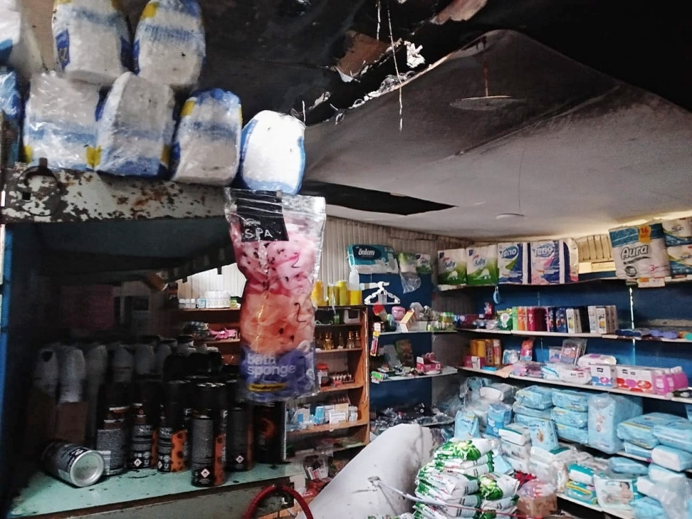 Cəhri qəsəbəsində ərzaq mağazasında yanğın olub<font color=red> - FOTOLAR</font>