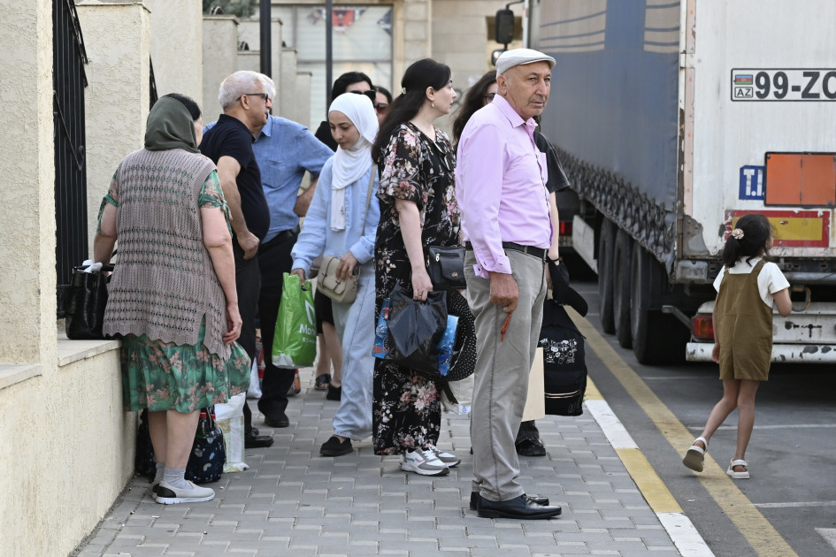 Cəbrayıl şəhərinə növbəti köç karvanı yola salınıb<font color=red> - FOTOLAR</font>