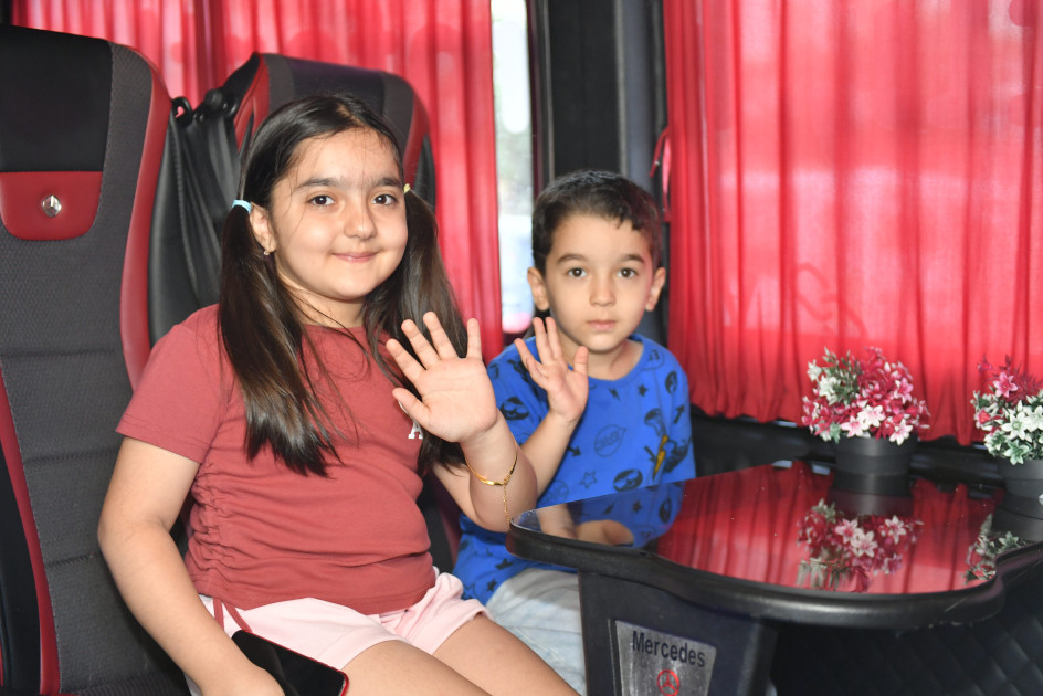 Ağdamın Xıdırlı kəndinə növbəti köç karvanı yola salınıb<font color=red> - FOTOLAR</font>