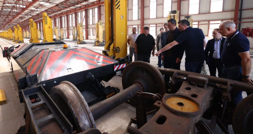 Bakı-Tbilisi-Qars dəmir yolu xəttinə baxış keçirilib<font color=red> - FOTOLAR</font>