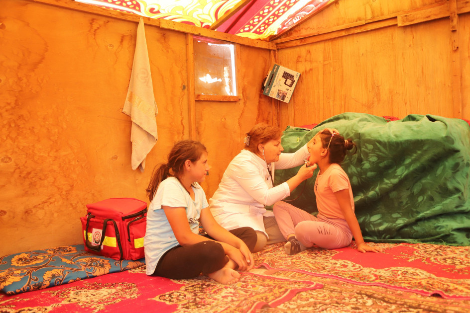 Batabat yaylağında əhaliyə yerində tibbi xidmət göstərilib<font color=red> - FOTOLAR</font>