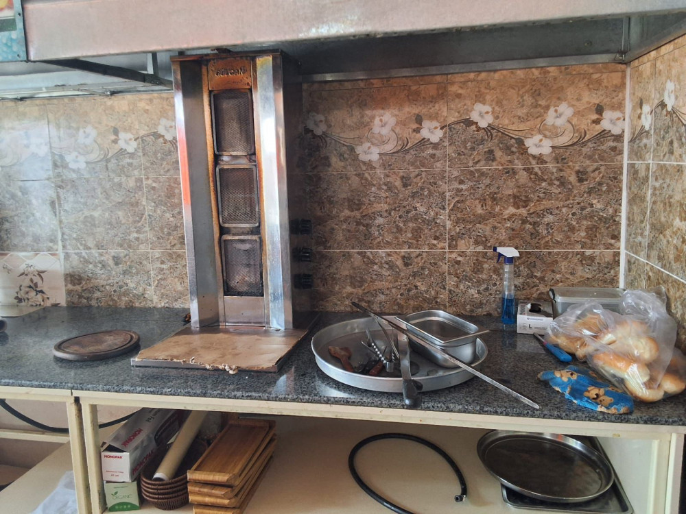 Şahbuzda nöqsanlar aşkarlanan kafenin fəaliyyəti məhdudlaşdırıldı<font color=red> - FOTOLAR</font>