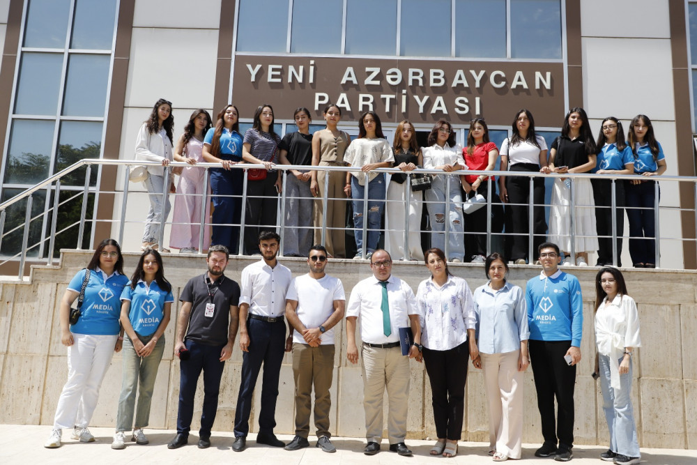 Naxçıvanda gənclərlə informasiya təhlükəsizliyi mövzusunda görüş keçirilib <font color=red> - FOTOLAR</font>