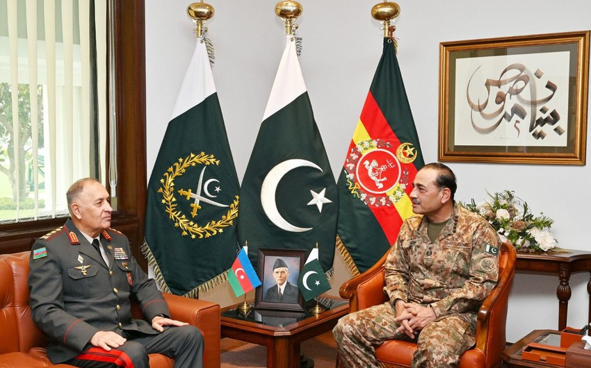 Azərbaycanla Pakistanın Baş Qərargah rəisləri müdafiə və təhlükəsizlik sahəsində əməkdaşlığı müzakirə ediblər<font color=red> - FOTOLAR</font>