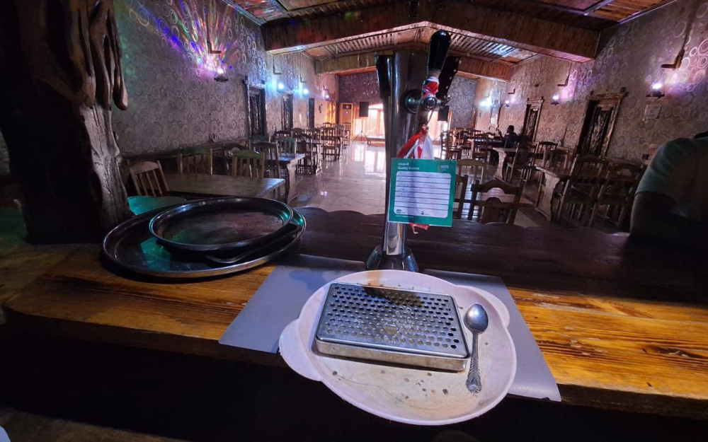 Naxçıvan şəhərində yerləşən "Faytonçu" kafenin fəaliyyəti məhdudlaşdırılıb <font color=red> - FOTOLAR</font>