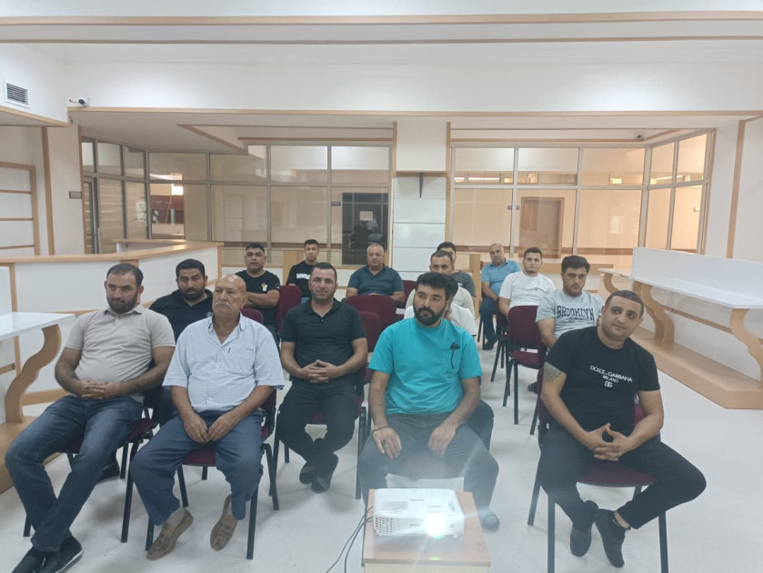 Naxçıvanda 45 sürücü üçün təlimlər təşkil edilib<font color=red> - FOTOLAR</font>