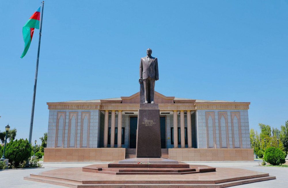 Kənd təsərrüfatı naziri Naxçıvanda səfərdədir<font color=red> - FOTOLAR</font>