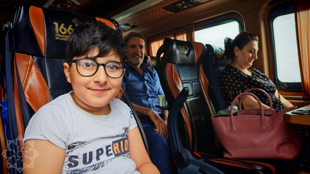 Böyük Qayıdış: Ağdərənin Kolatağ kəndinə ilk köç karvanı yola düşüb<font color=red> - FOTOLAR</font>