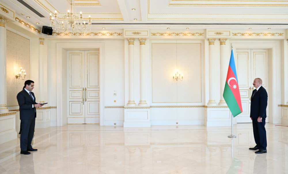 Prezident İlham Əliyev Slovakiyanın Azərbaycanda yeni təyin olunmuş səfirinin etimadnaməsini qəbul edib<font color=red> - FOTOLAR</font>