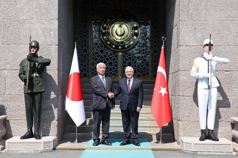 Türkiyə ilə Yaponiya arasında müdafiə sahəsində əməkdaşlıq müzakirə olunur<font color=red> - FOTOLAR</font>