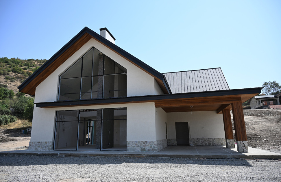 Prezident İlham Əliyev və birinci xanım Mehriban Əliyeva “Hacıkənd” İstirahət Kompleksinin tikintisi ilə tanış olubla<font color='red'> - YENİLƏNİB</font><font color=red> - FOTOLAR</font>