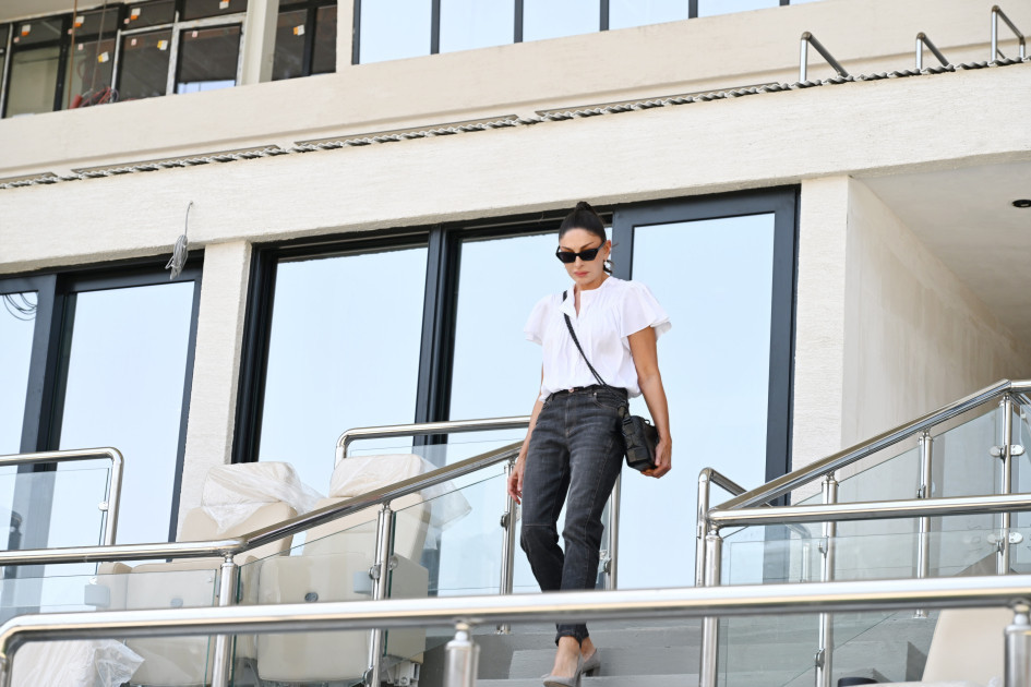 Prezident İlham Əliyev və birinci xanım Mehriban Əliyeva Gəncə şəhər stadionunda tikinti işlərinin gedişi ilə tanış olublar<font color=red> - FOTOLAR</font>