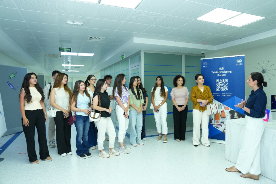 NDU-nun Tibb fakültəsinin heyəti Seçenov adına Birinci Moskva Dövlət Tibb Universitetinin Bakı filialında təlimdə olub<font color=red> - FOTOLAR</font>