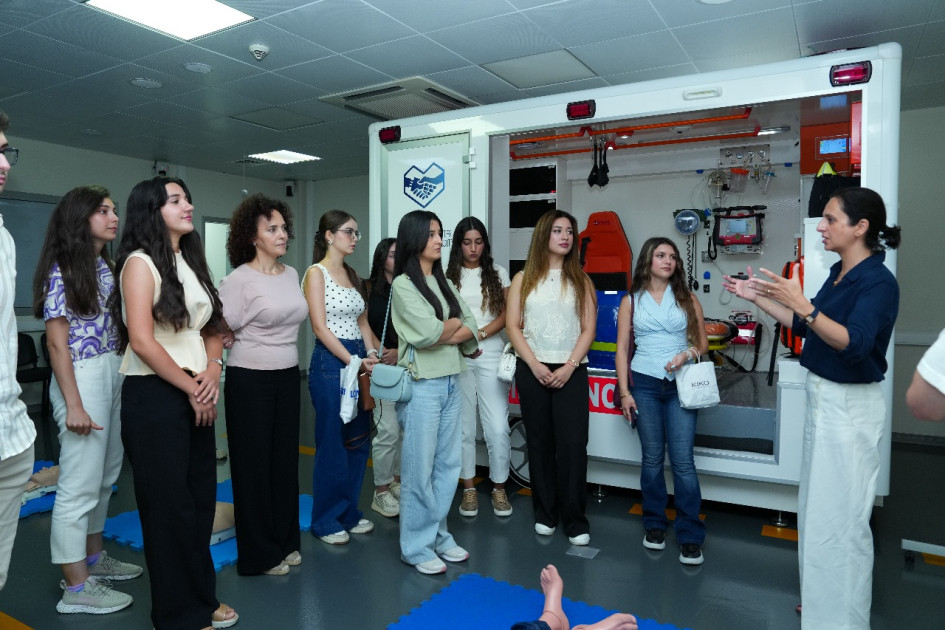 NDU-nun Tibb fakültəsinin heyəti Seçenov adına Birinci Moskva Dövlət Tibb Universitetinin Bakı filialında təlimdə olub<font color=red> - FOTOLAR</font>