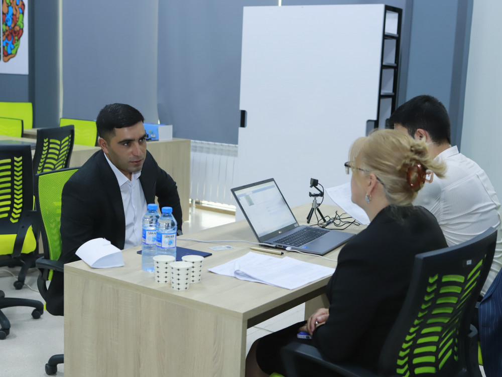 Naxçıvanda müəllimlərin işə qəbulu üzrə müsabiqənin müsahibə mərhələsinə start verilib<font color=red> - FOTOLAR</font>