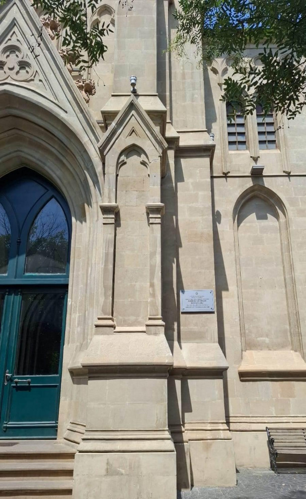 Azərbaycanda 1200-dən çox abidəyə məlumat lövhəsi quraşdırılacaq<font color=red> - FOTOLAR</font>