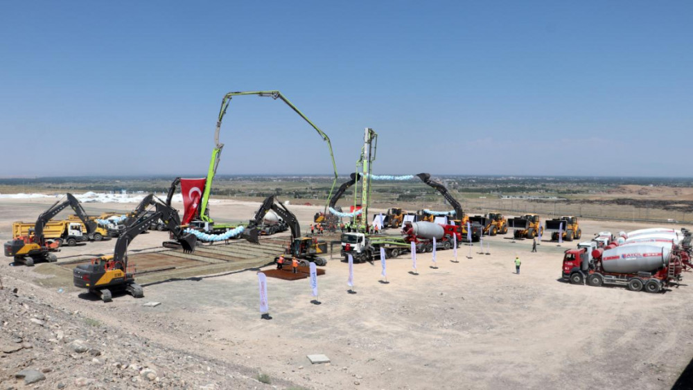 Prezident Ərdoğan: Qars-İğdır-Dilucu dəmir yolu regionda əməkdaşlıq və inkişaf üçün güclü təkan olacaq<font color=red> - FOTOLAR</font>