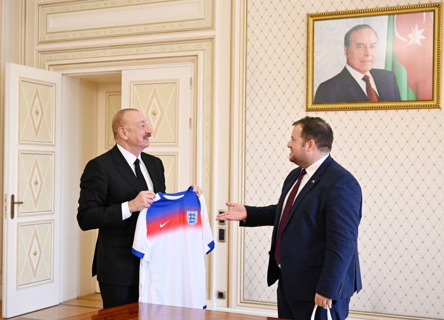 Prezident İlham Əliyev Böyük Britaniya və Şimali İrlandiya Birləşmiş Krallığının dövlət nazirini qəbul edib<font color=red> - FOTOLAR</font>