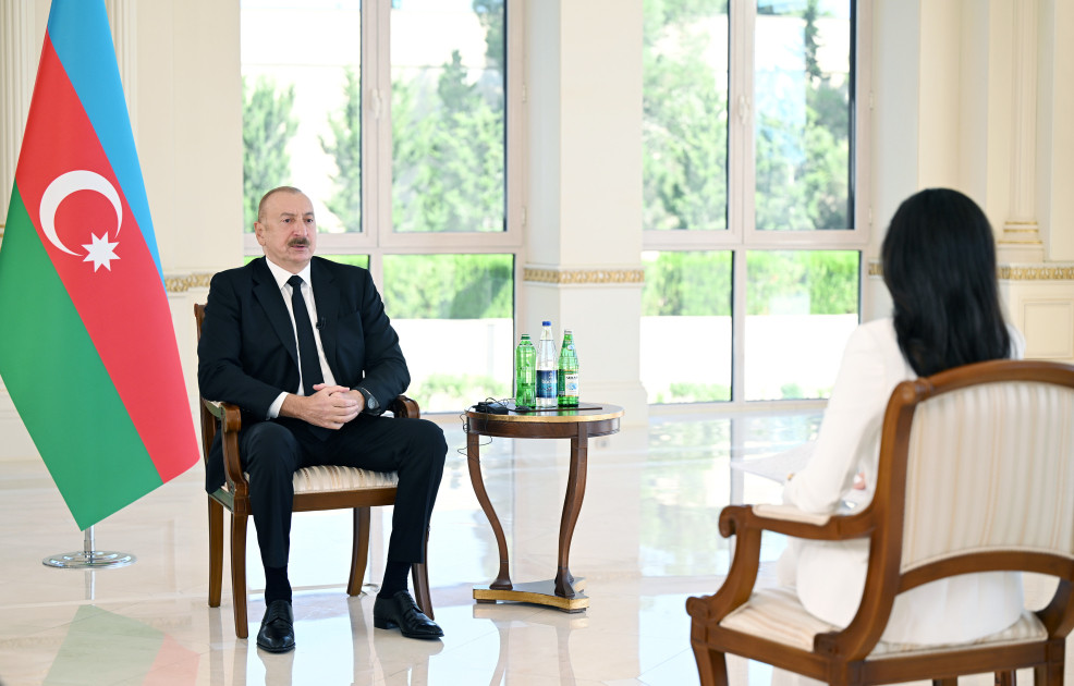 Azərbaycan Prezidenti İlham Əliyev “Əl-Ərəbiyyə” telekanalına müsahibə verib<font color=red> - FOTOLAR</font>