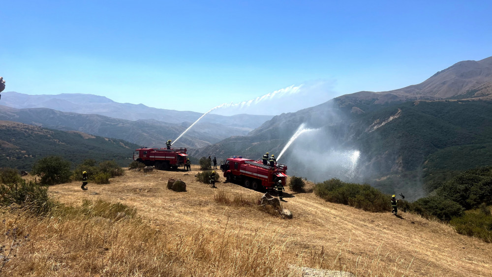 Şahbuz rayonunda meşəlik ərazidə yanğın-taktiki  təlim keçirilib<font color=red> - FOTOLAR</font>