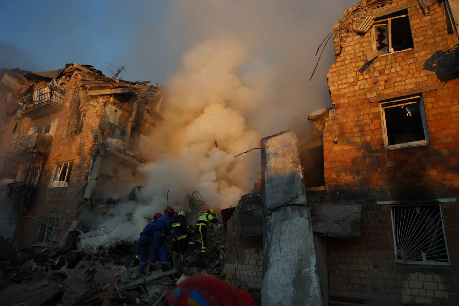 Kiyevə kütləvi hava zərbələri: 4 nəfər həlak olub, 20-dən çox insan yaralanıb<font color='red'> - YENİLƏNİB</font><font color=red> - FOTOLAR</font>